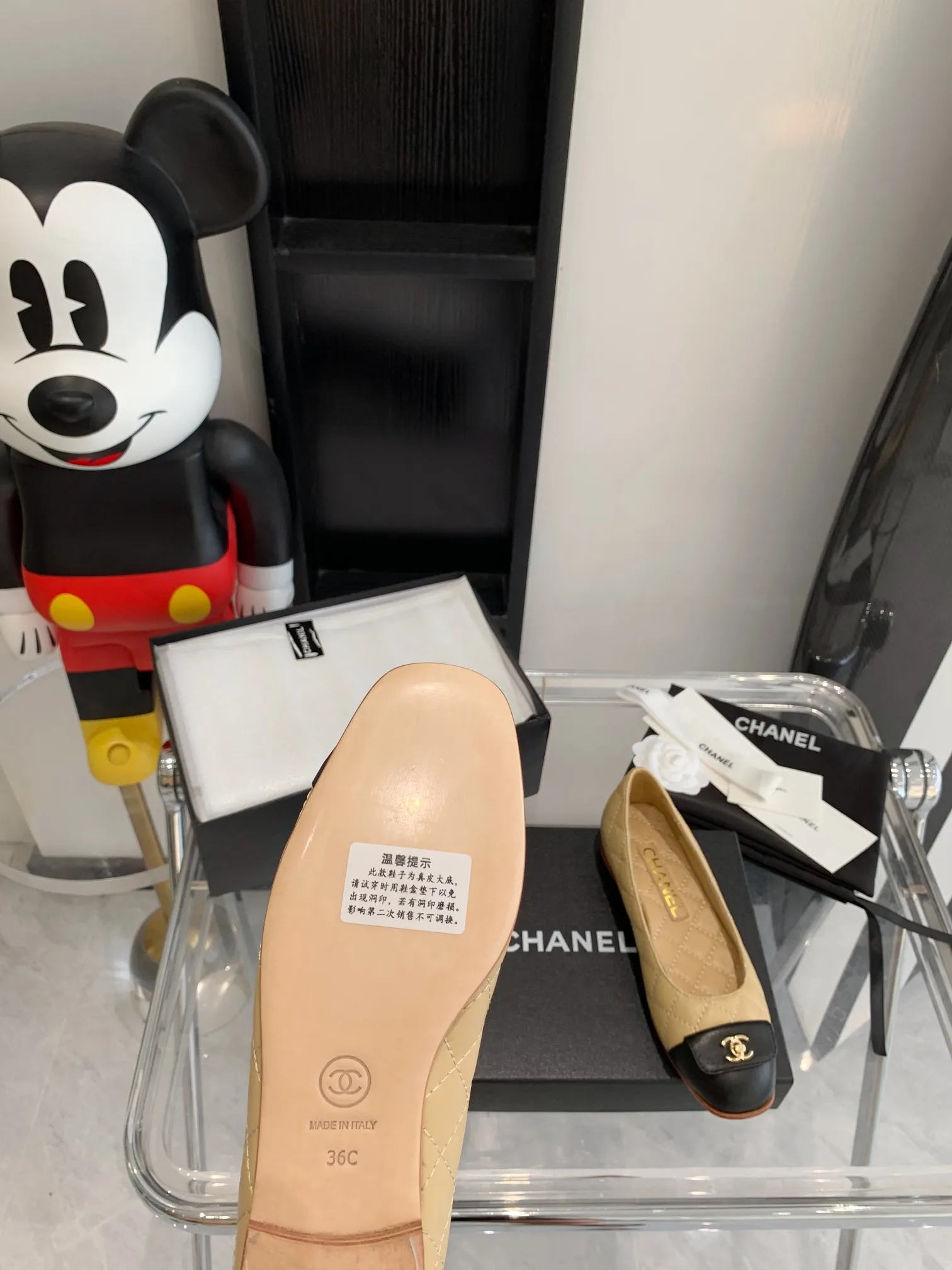 👟👟Ex-factory price👟👟Ex-factory price 440👟👟 Top version Chanel 2021 new model, classic double C buckle, relatively pointed toe, not losing aura, super atmospheric, original version shipped one to one, size 35-40.